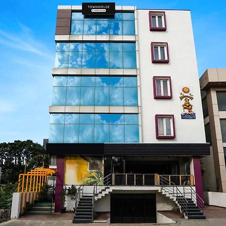 העיר בנגלור Super Townhouse Hbr Layout מראה חיצוני תמונה